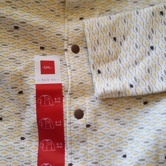 TURTLE PRINT JACKET / SHIRT Tea 6-12M Yellow NWT - Picture 2 of 2